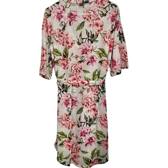 Show Me Your Mumu One Size White Pink Floral Belted Robe Garden of Blooms Kimono - Picture 4 of 5